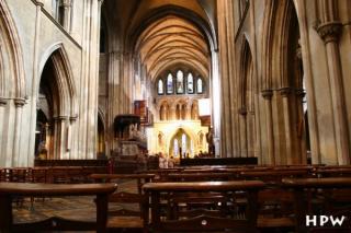 Dublin - St. Patrick´s Cathedral - ohne Blitz, mit Langzeitbelichtung