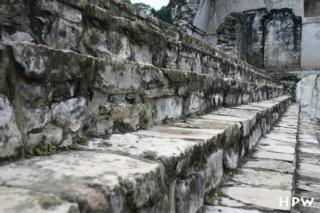 Palenque - Stufen im Palast