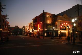 Universal Studios Orlando - Eine Straße in New York bei Nacht
