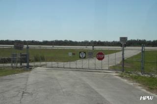 Kennedy Space Center - Shuttle Runway - Landebahn - 5182m lang, 92m breit